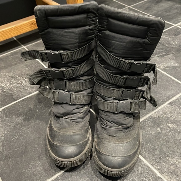 Demobaza Robotops Size 37 (US 6.5) - Picture 3 of 7